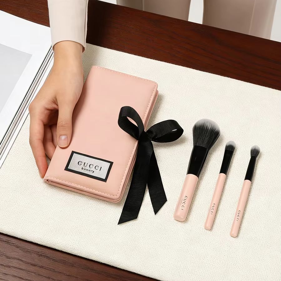 Set Kuas Makeup GUCCI, Kuas Bl - Ysl Beauty Makeup ulasan dan harga
